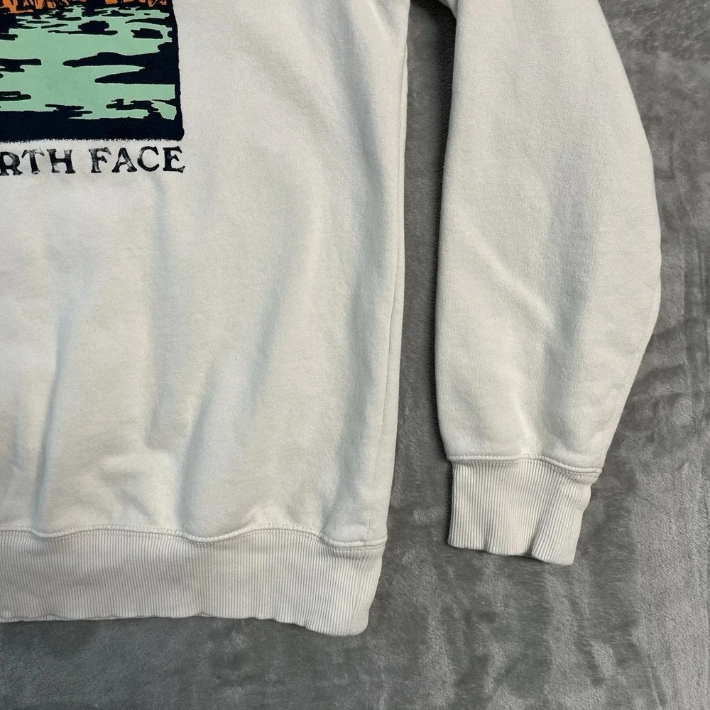 The North Face Graphic Crewneck Sweatshirt Desert Landscape Logo Mens M EUC